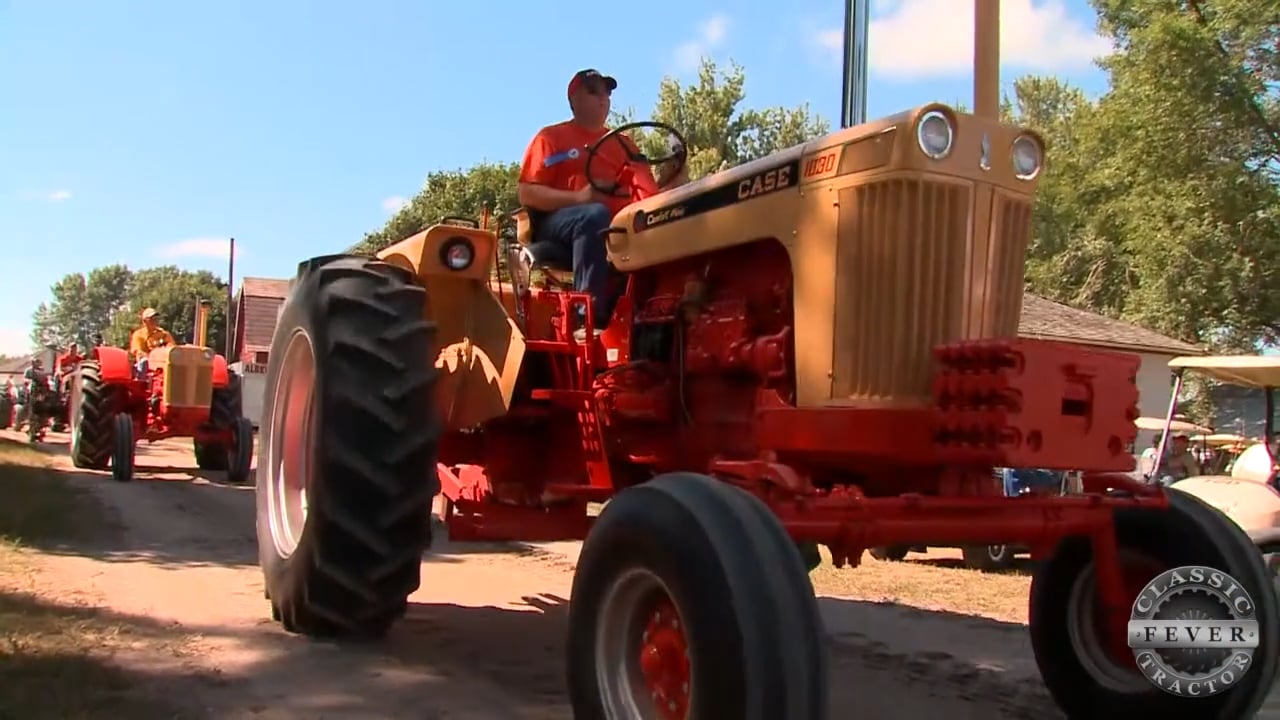 Let's Go To A Tractor Show Classic Tractor Fever TV