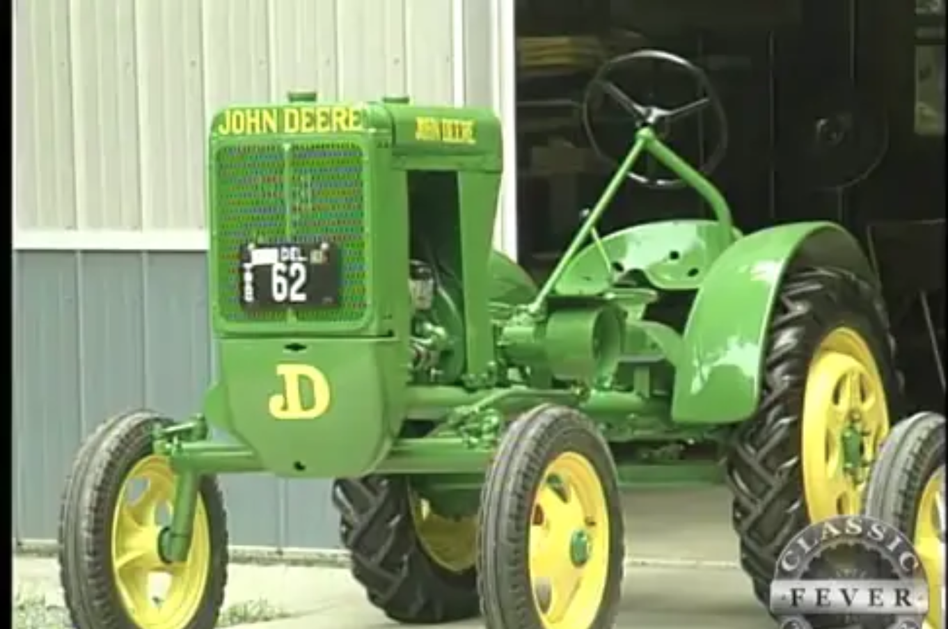 Smallest Vintage Tractor John Deere Built! Classic Tractor Fever TV