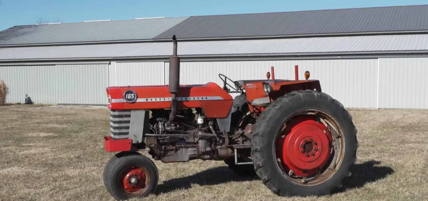 Season 4 - Episode 5 – Classic Tractor Fever TV